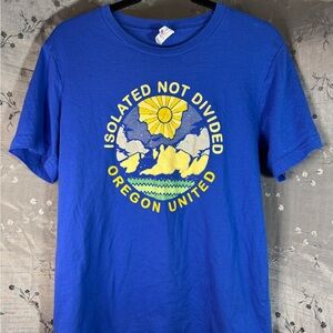 Blue and yellow Isolated Not Divided Oregon United tee Size M